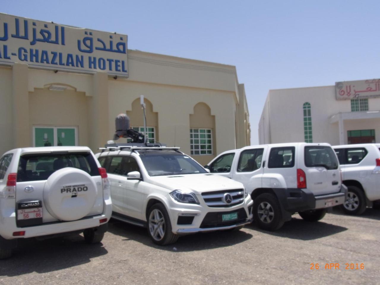 Al Ghazlan Hotel Sinaw Ruddah Exterior photo